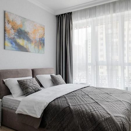 Modern New Cozy Apartment Kvartet Railway Station Kiev Eksteriør bilde