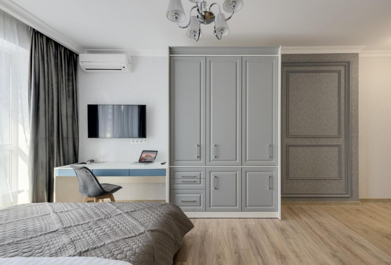 Modern New Cozy Apartment Kvartet Railway Station Kiev Eksteriør bilde