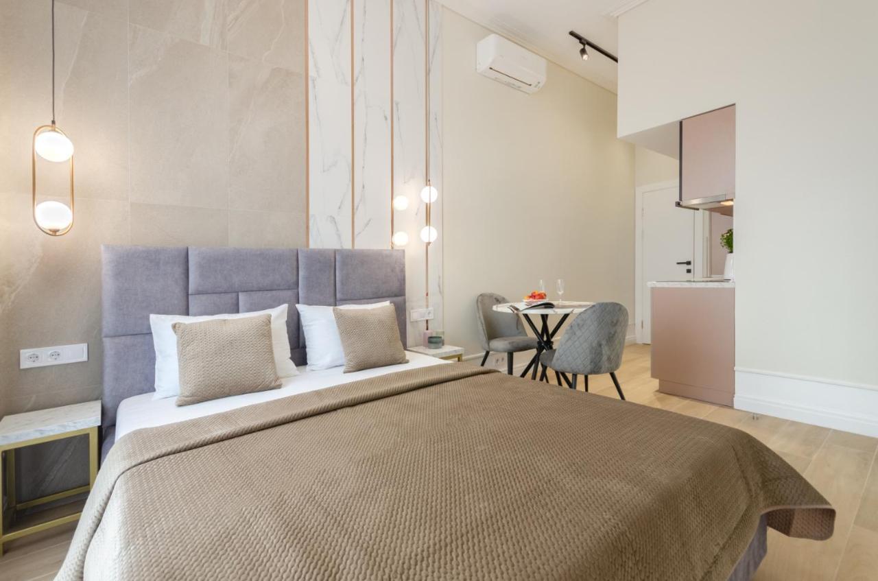 Modern New Cozy Apartment Kvartet Railway Station Kiev Eksteriør bilde