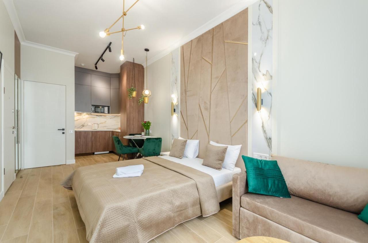 Modern New Cozy Apartment Kvartet Railway Station Kiev Eksteriør bilde