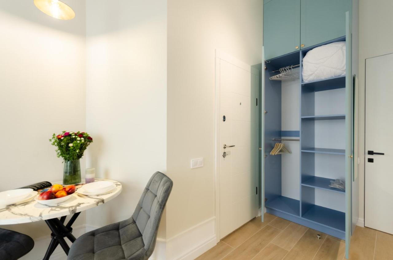 Modern New Cozy Apartment Kvartet Railway Station Kiev Eksteriør bilde